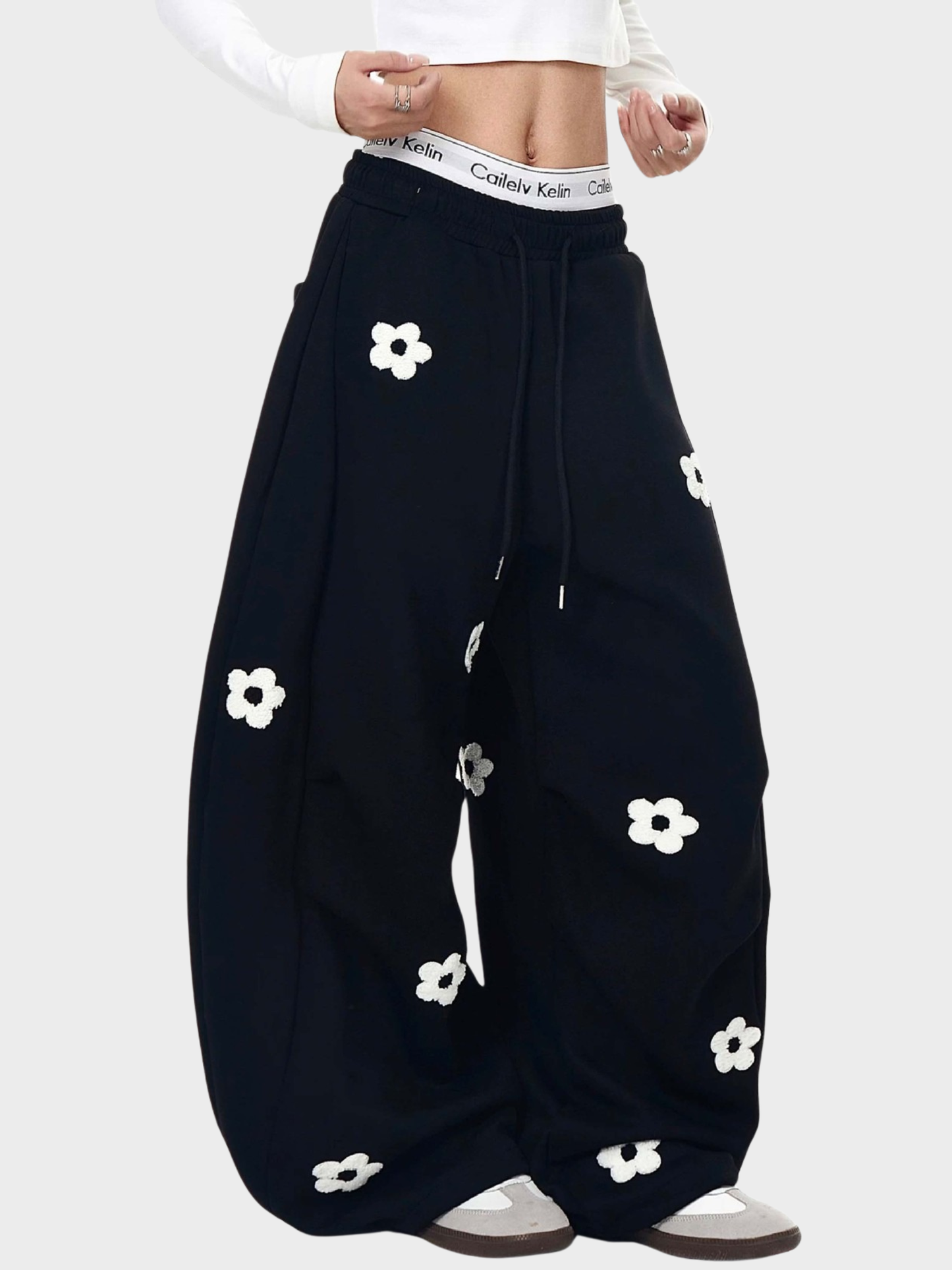 Amalfi® Embroidered Bloom Barrel Sweatpants